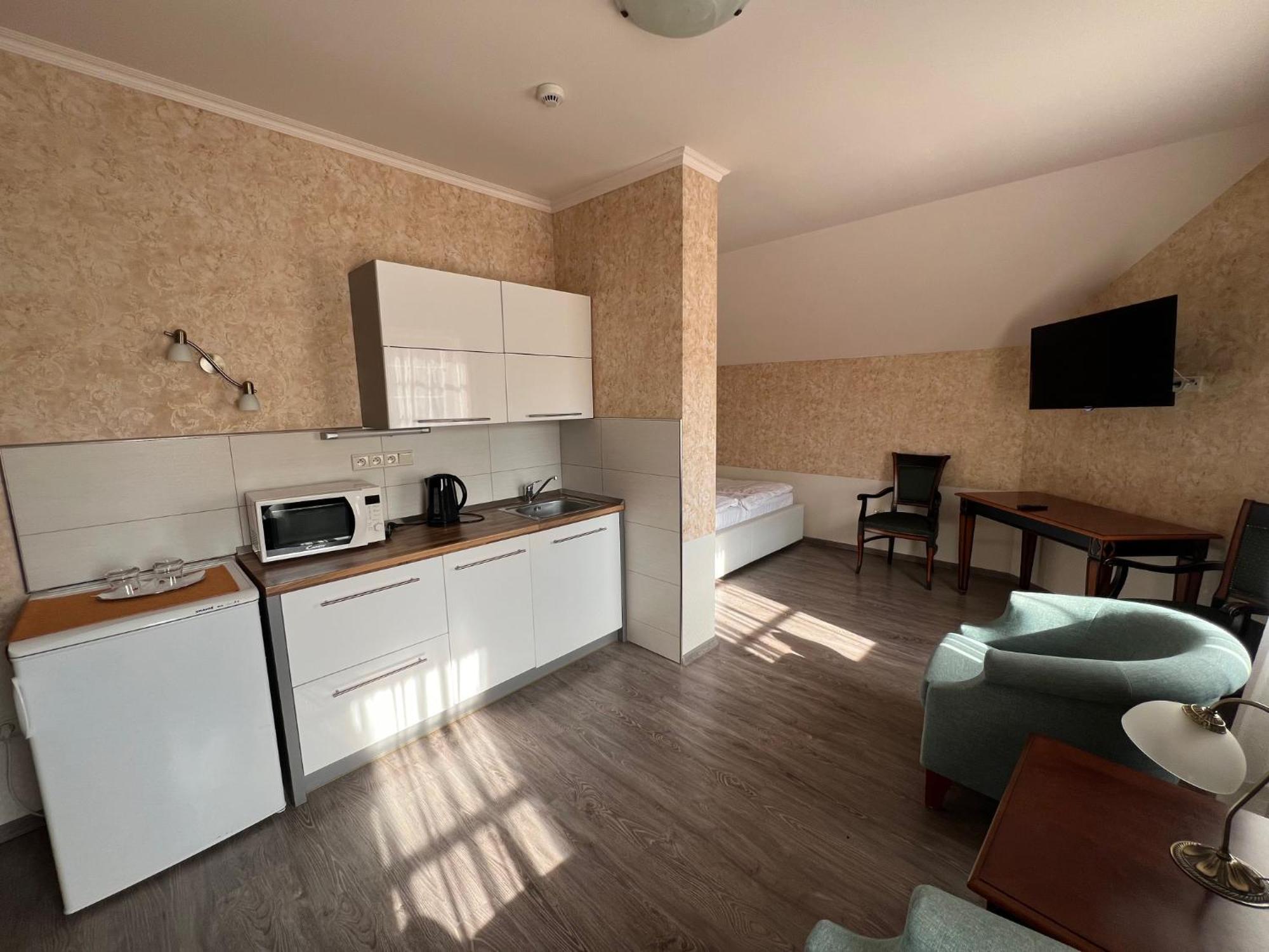 Hotel Gold Chotoviny エクステリア 写真